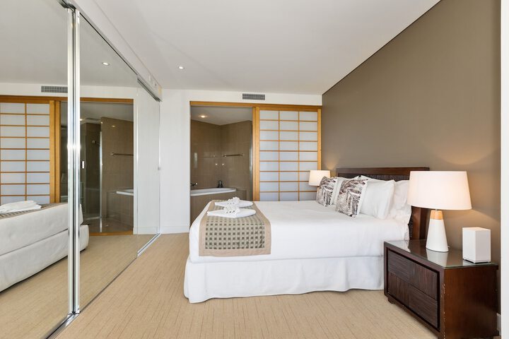 Room 15 of 319