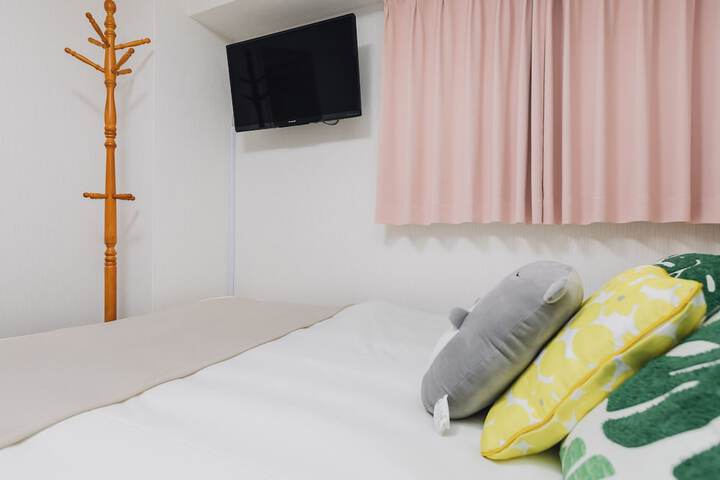 Room 9 of 57