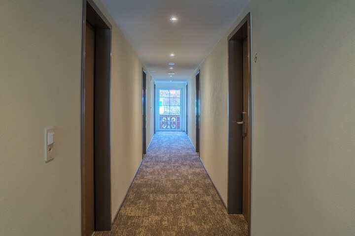 Ballroom/Hall 104 of 125