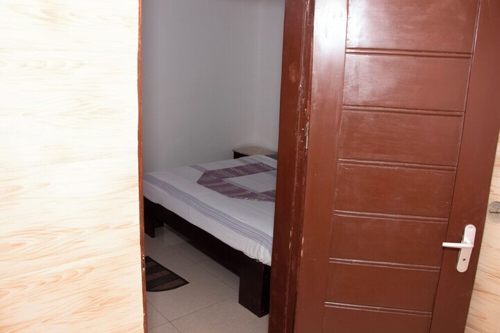 Room 16 of 50