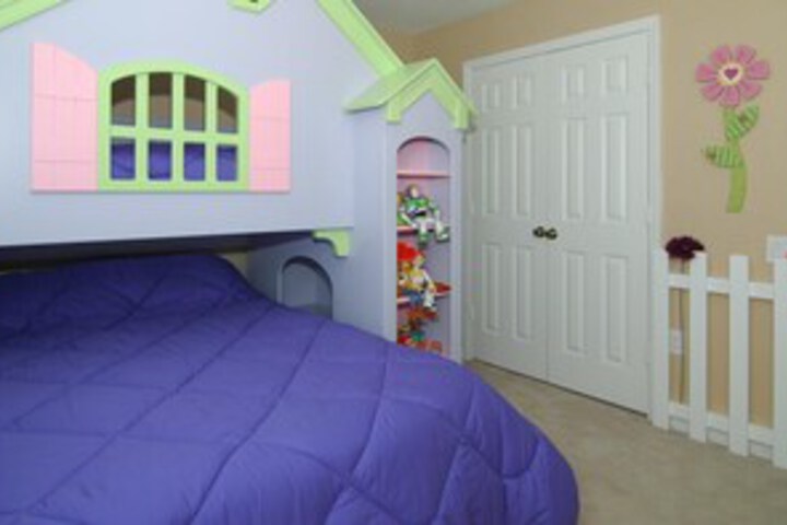 Room 33 of 36