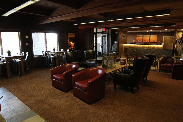 Hotel Interior 4 of 41