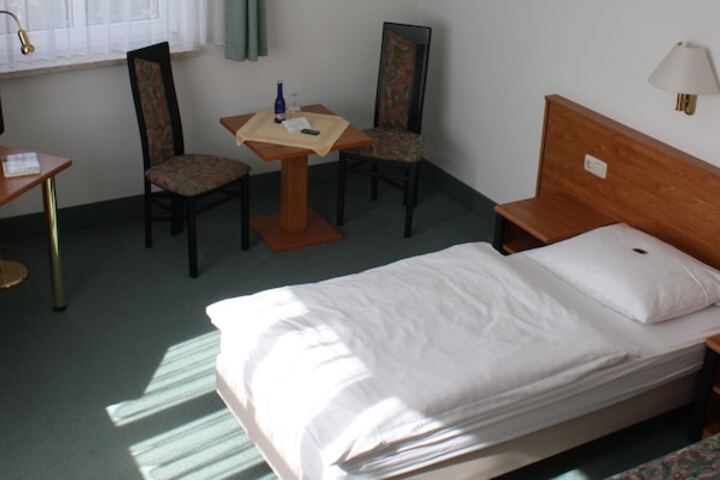 Room 7 of 46