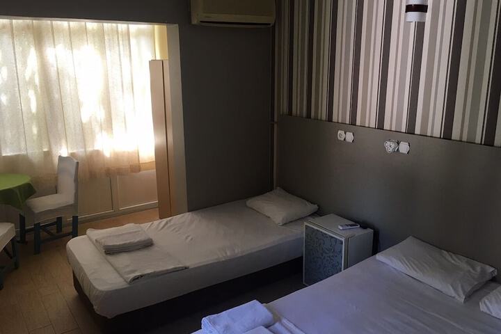 Room 3 of 18