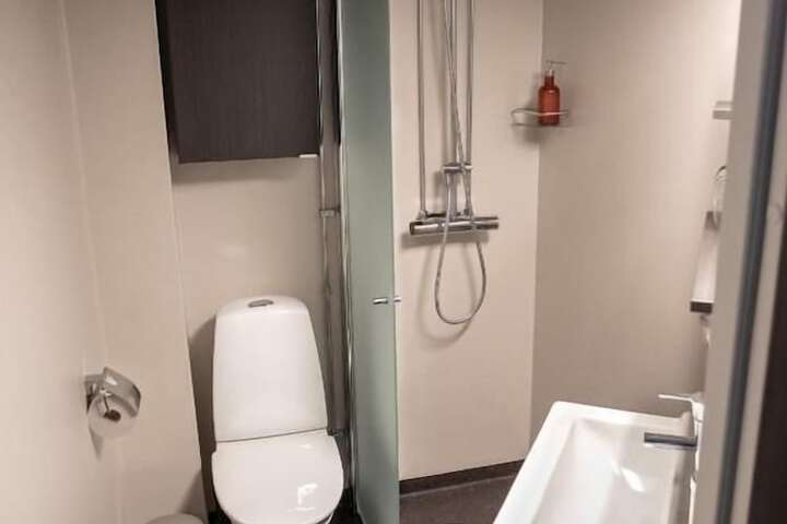 Room 37 of 45