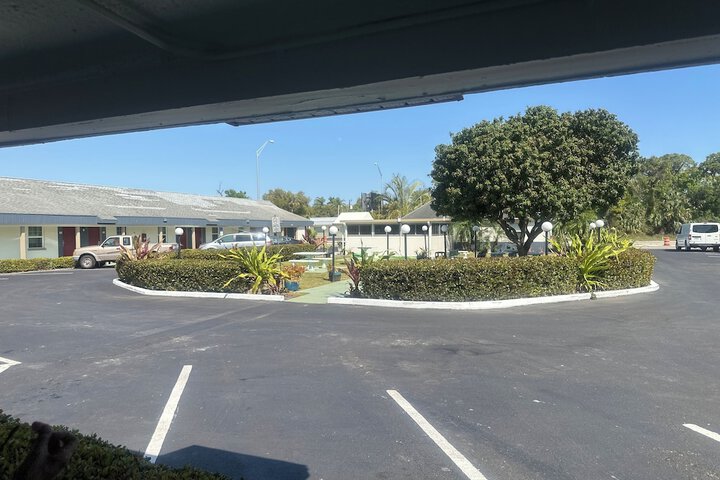 Hotel 17 of 17
