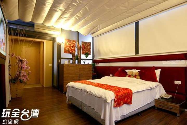 Room 21 of 115