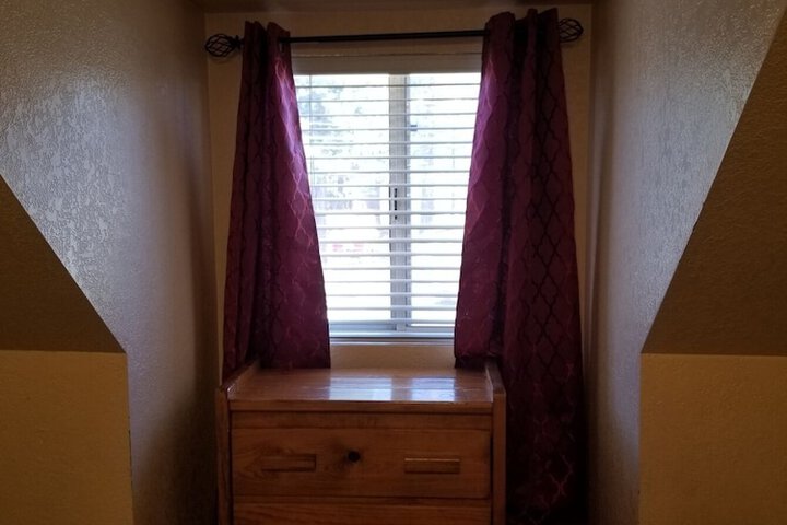 Room 26 of 149