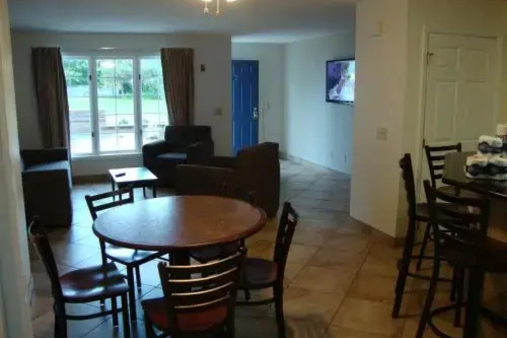 Room 2 of 13