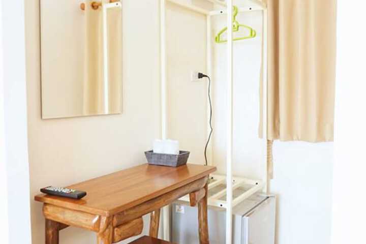 Room 7 of 15