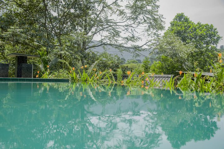 Pool 13 of 64