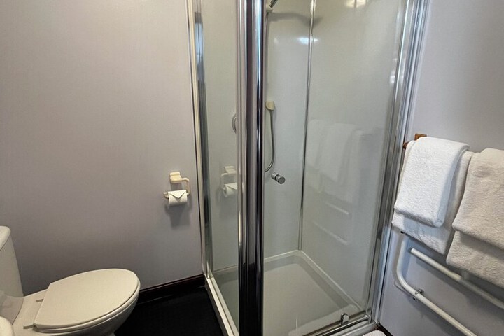 Room 8 of 21