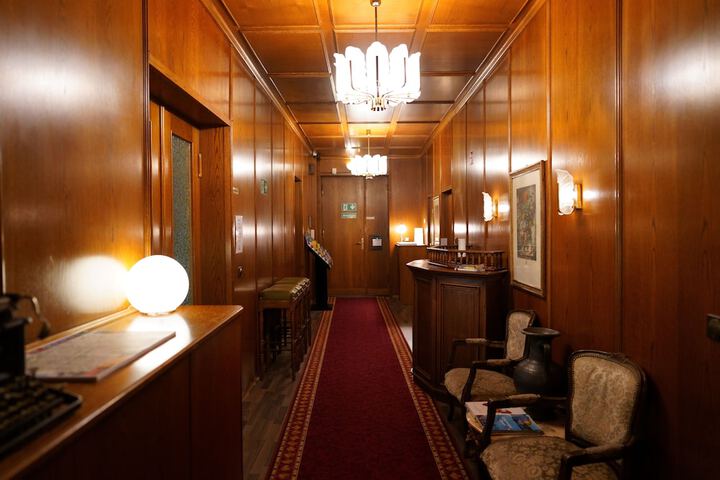 Ballroom/Hall 56 of 69