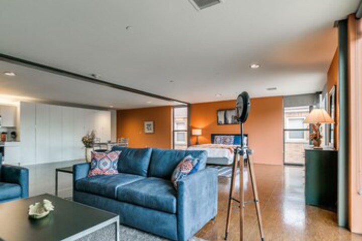 Room 12 of 26