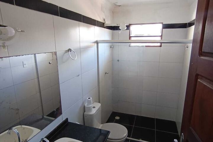 Room 16 of 20