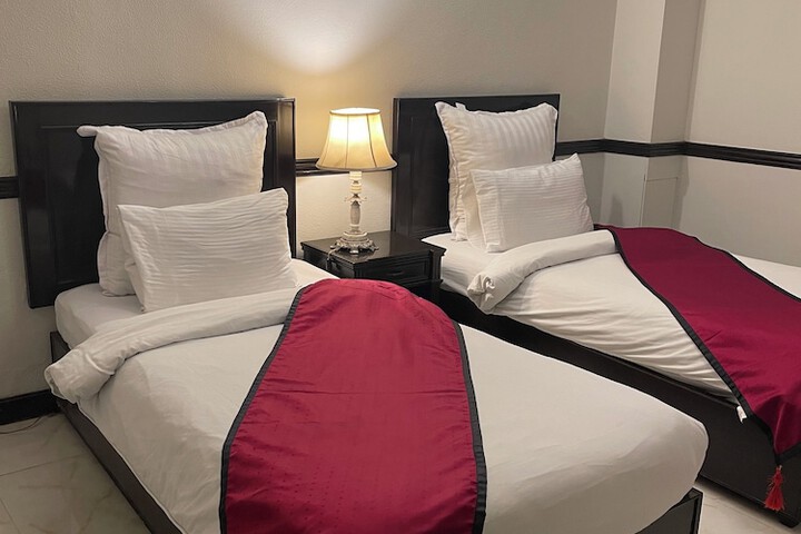 Room 27 of 58
