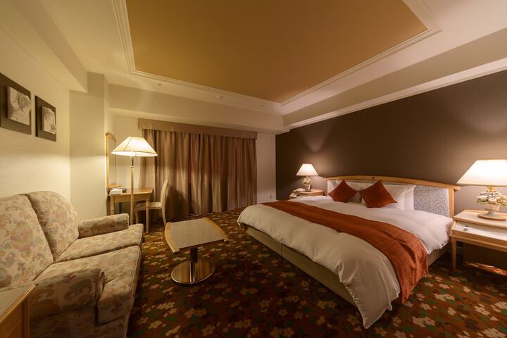 Room 16 of 123