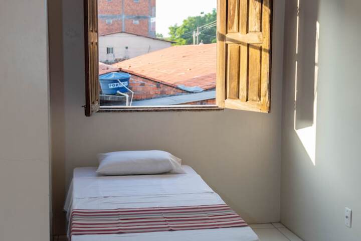 Room 8 of 89