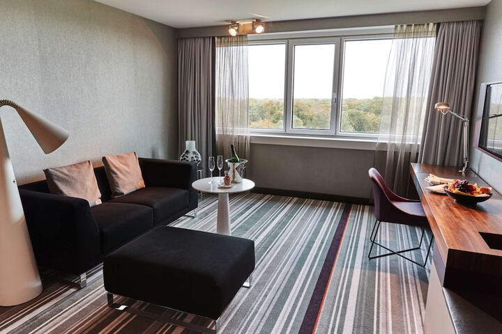Room 20 of 71