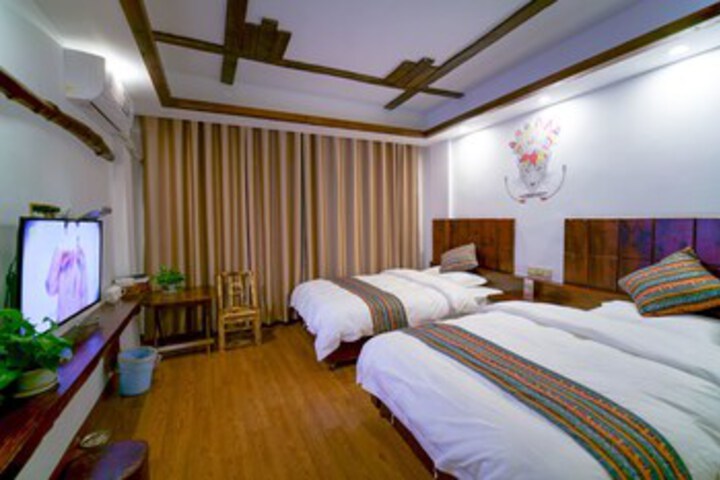Room 33 of 44