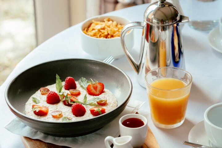Breakfast/Coffee Service 10 of 42