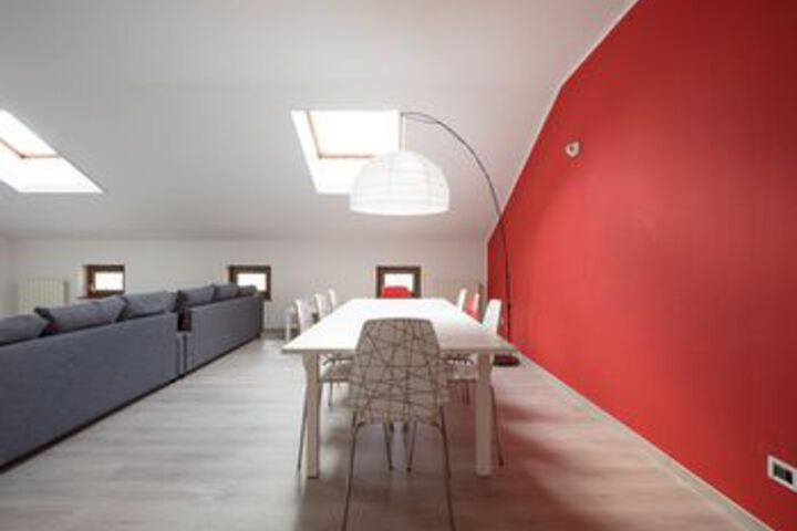 Room 12 of 22