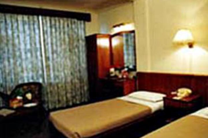 Room 5 of 5