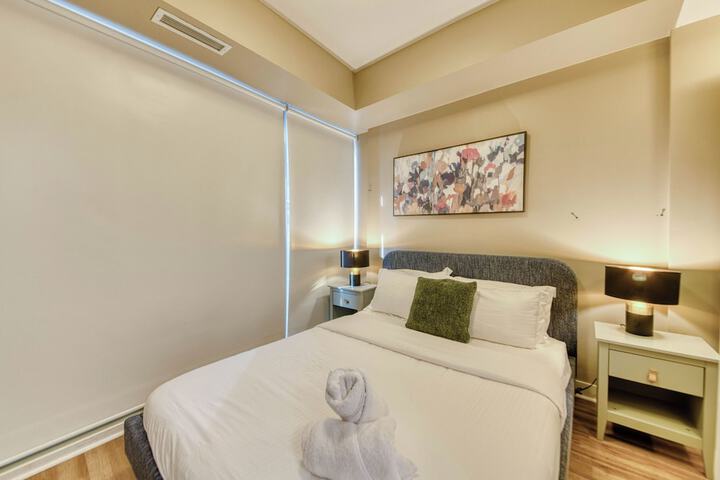 Room 27 of 198