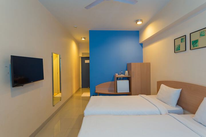 Room 13 of 54