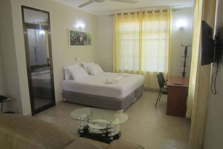 Room 12 of 51