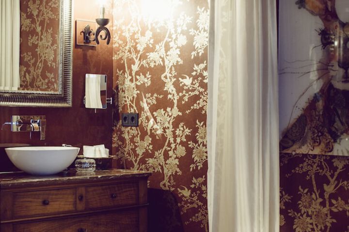 Room 37 of 68