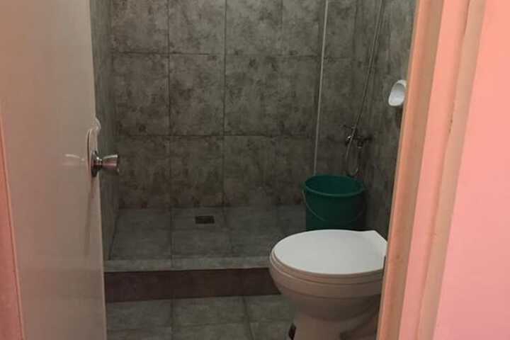 Room 12 of 21