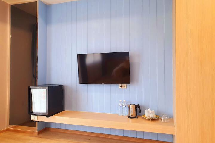 Room 16 of 164