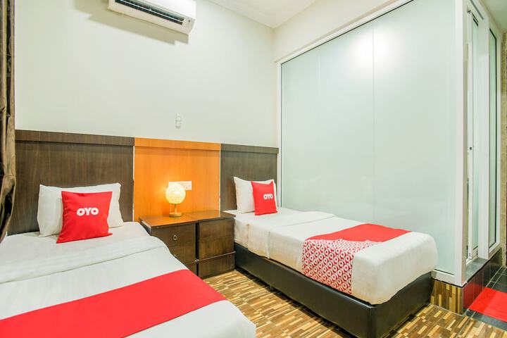 Room 17 of 23