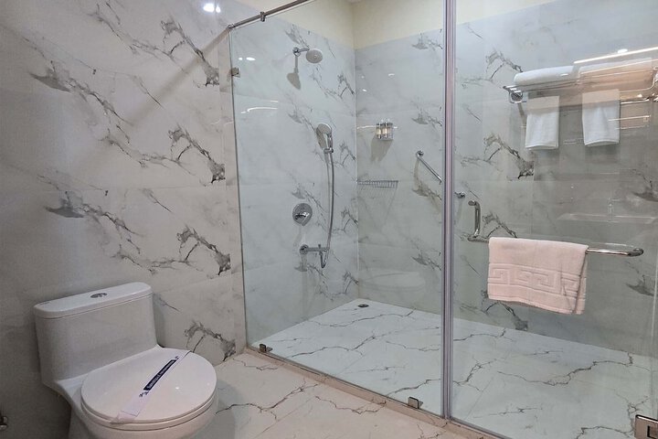 Room 15 of 20