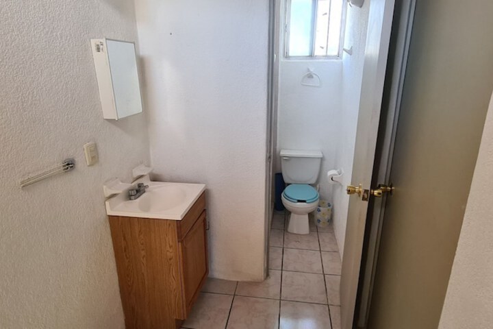 Room 8 of 17