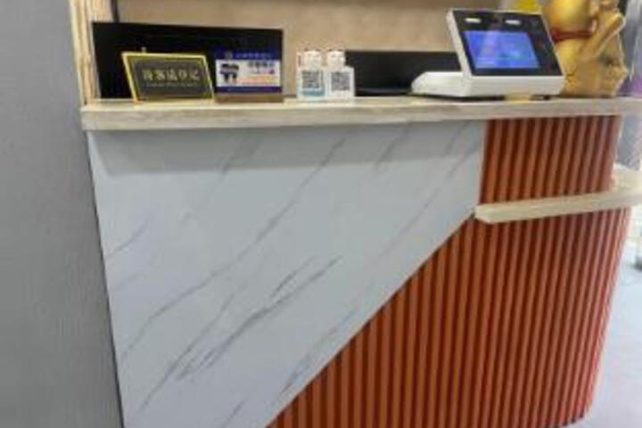 Tao Ting Boutique Hotel (Exit 2 of Boxing Road Metro Station)