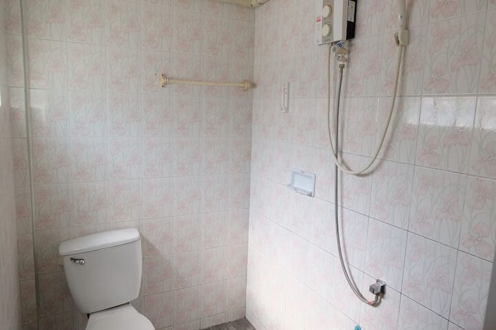 Room 32 of 55