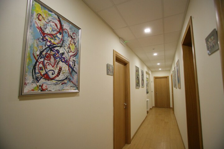 Ballroom/Hall 27 of 31