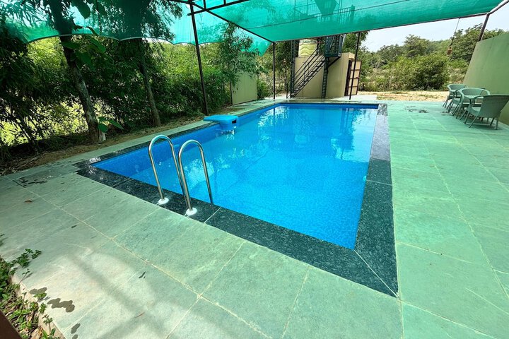 Pool 28 of 66
