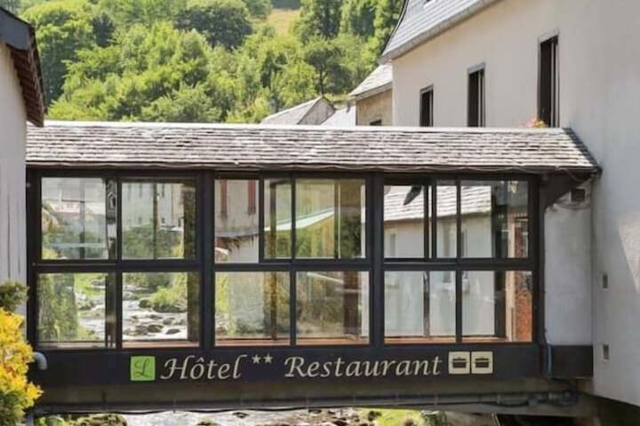 Hotel 69 of 70