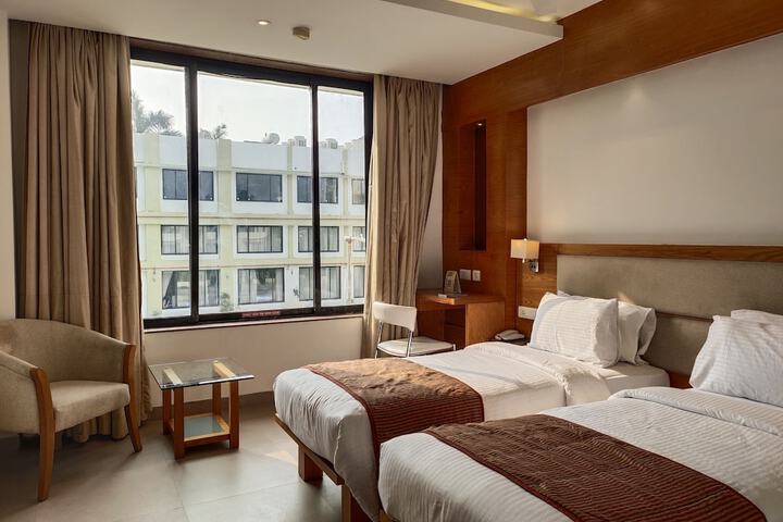 Room 10 of 72