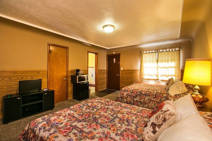 Room 6 of 21