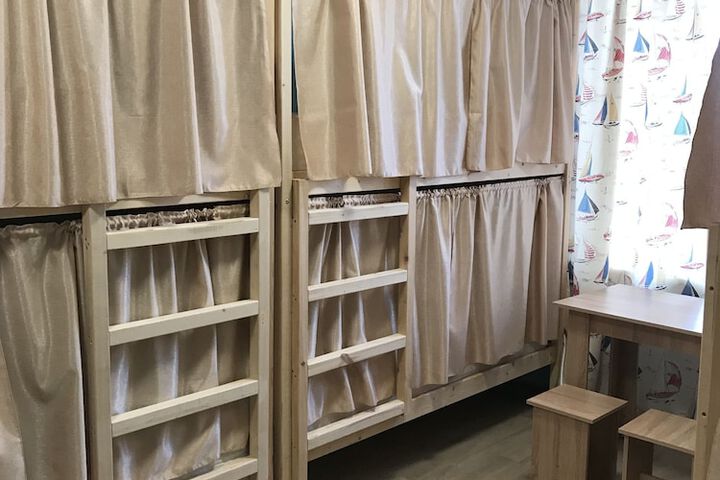 Room 10 of 24