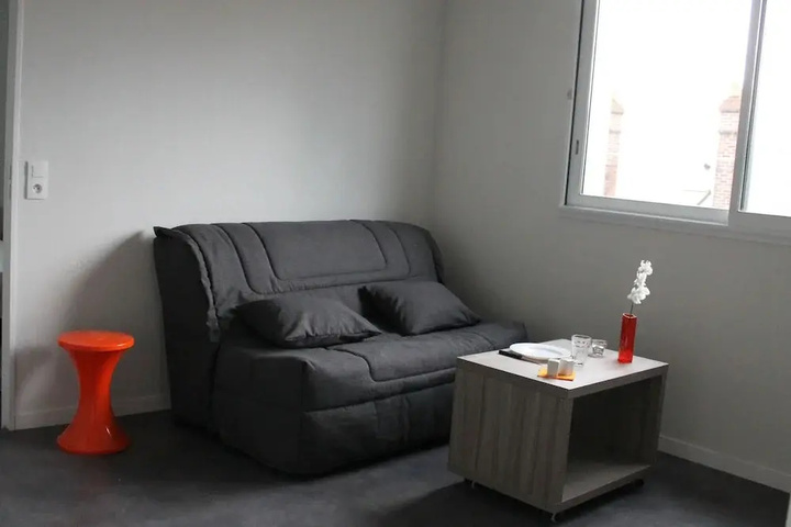 Room 5 of 23