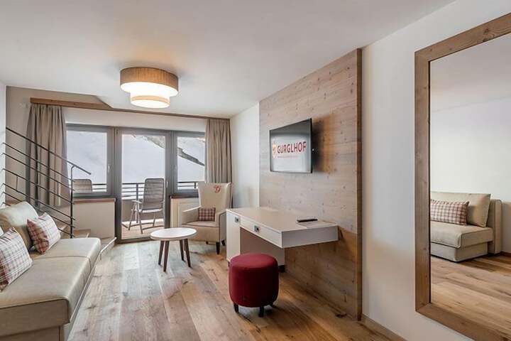 Room 15 of 79