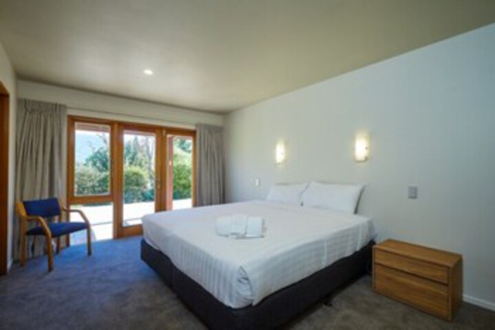 Room 21 of 24