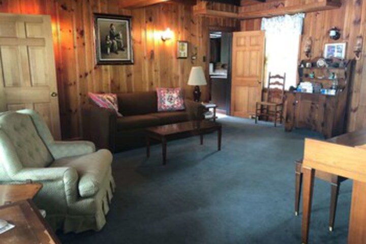 Room 7 of 17
