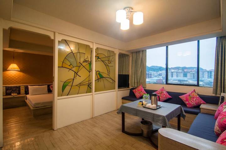 Room 47 of 74
