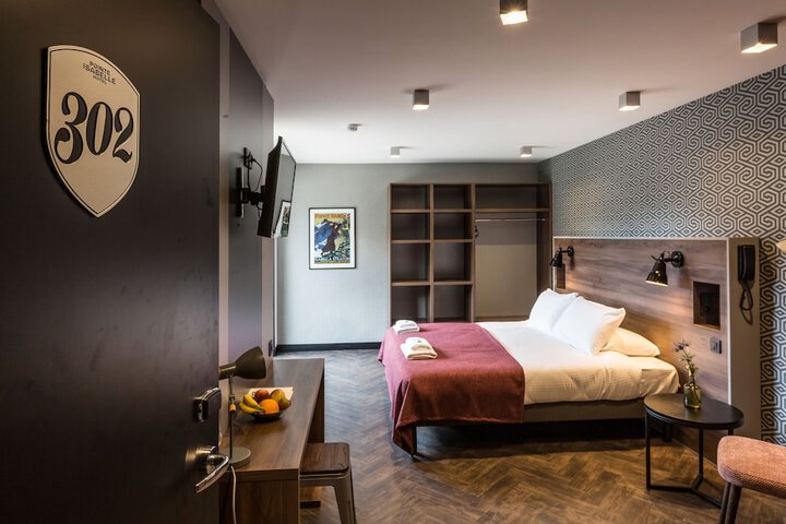 Room 47 of 191